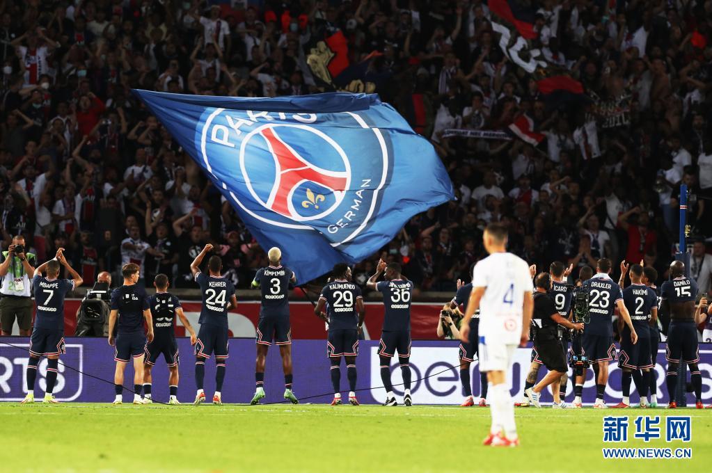  斯特拉斯堡青年军崛起，青春活力点燃法甲赛场